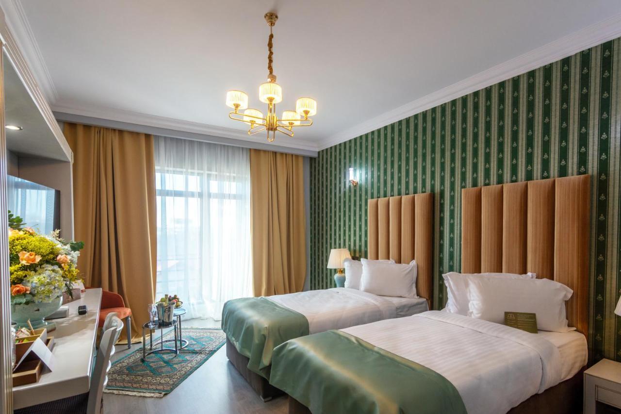 Phoenicia Express Hotel Bucarest Esterno foto