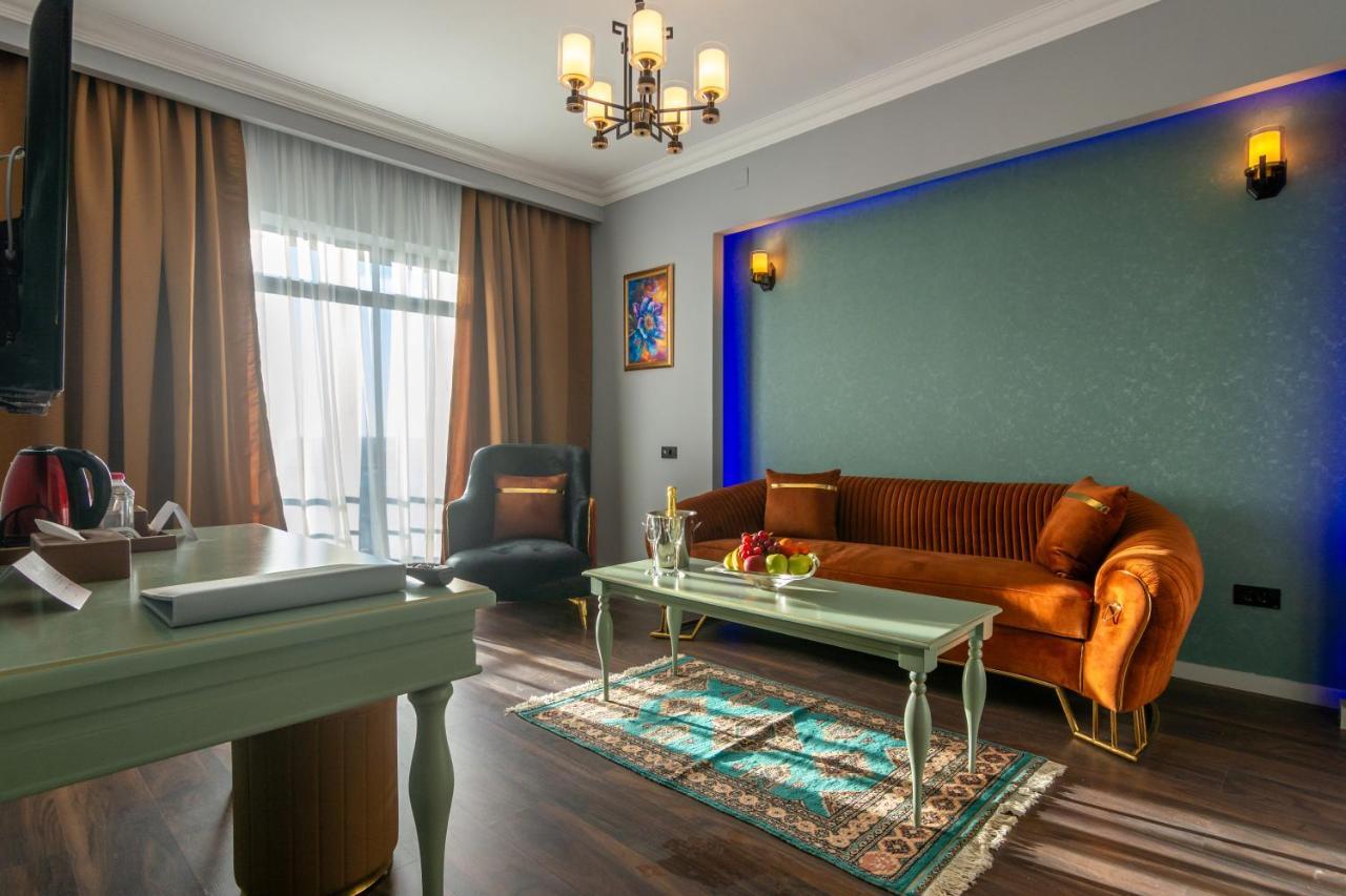 Phoenicia Express Hotel Bucarest Esterno foto