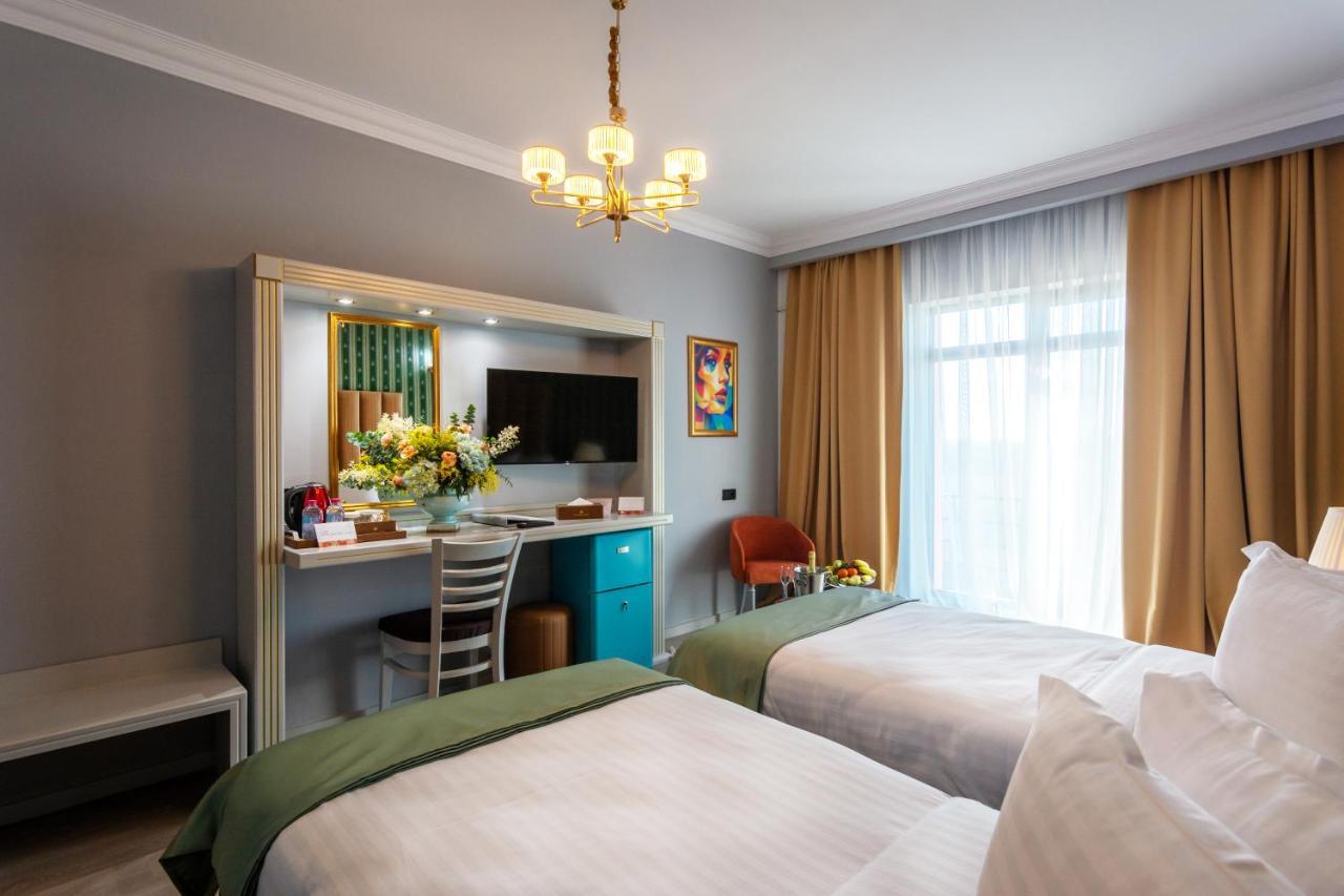 Phoenicia Express Hotel Bucarest Esterno foto